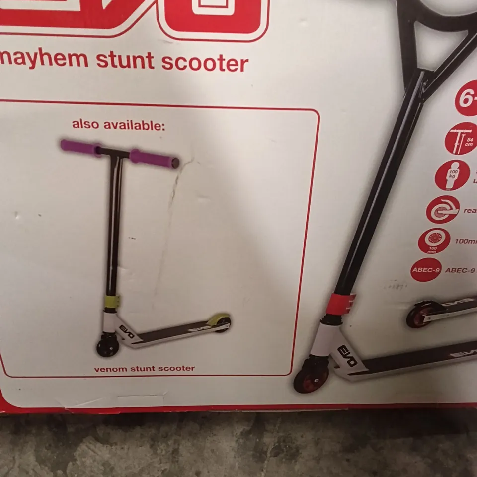 BOXED EVO MAYHEM STUNT SCOOTER 