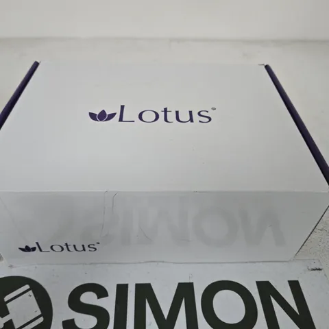 LOTUS LEON ULS547 SILVER SNEAKERS – UK7 (EU41)