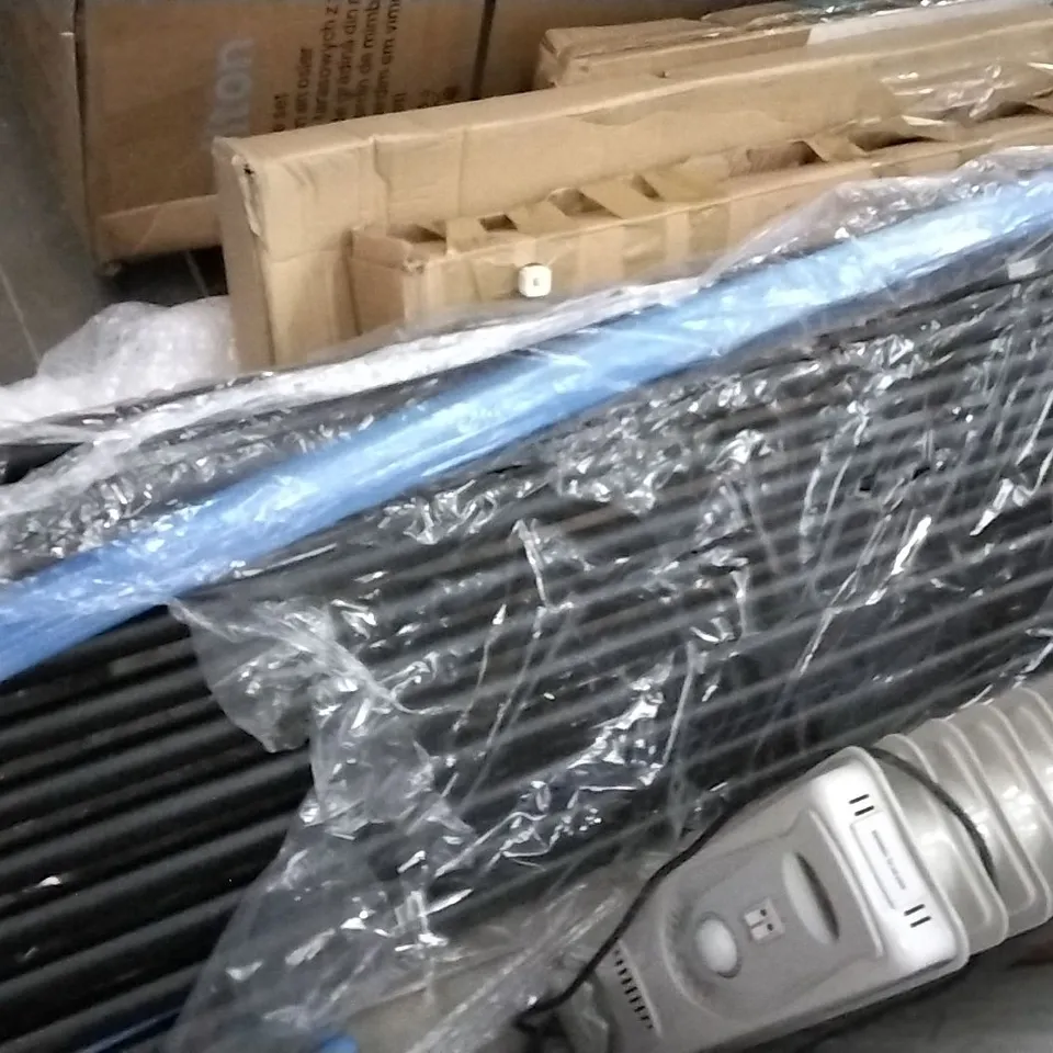 BLACK TALL RADIATOR, SIZE UNSPECIFIED 