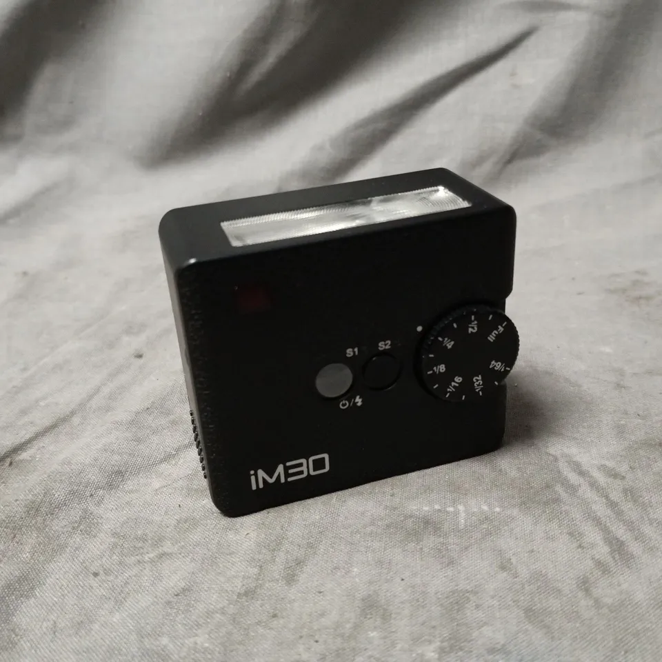 GODOX IM30 CAMERA FLASH – BOXED