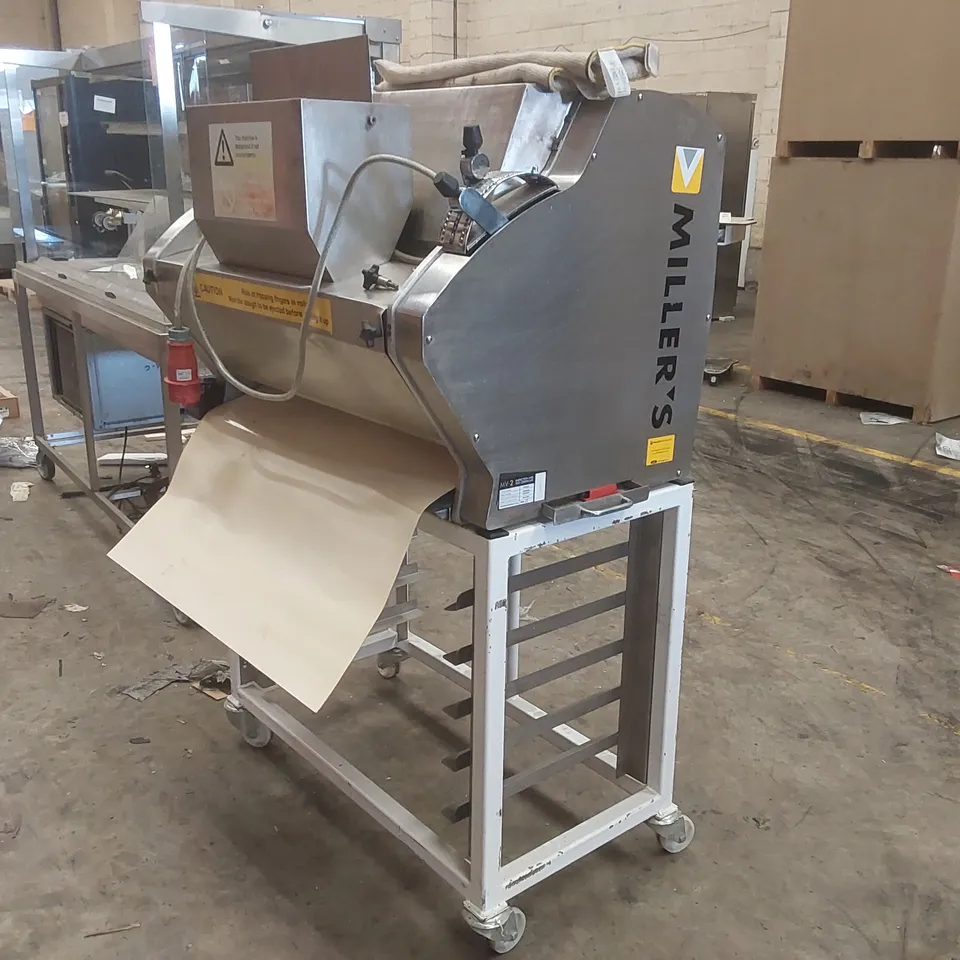 MILLER'S COMMERCIAL BAKERY MOULDER