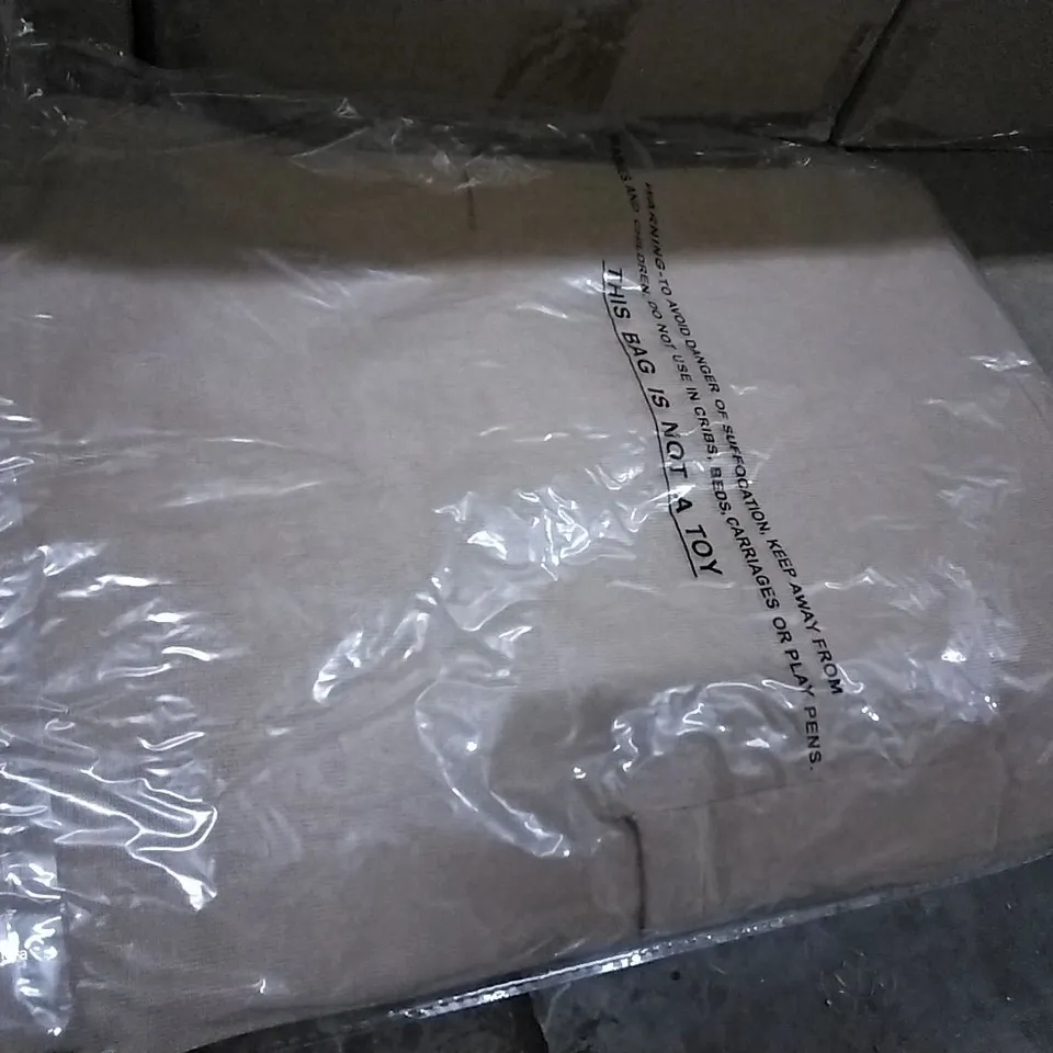 BOX OF APPROXIMATELY 20 MICHELE HOPE CARDIGANS (UK SIZE 15)