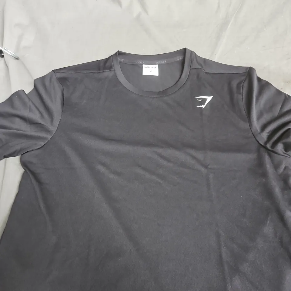 GYM SHARK BLACK T-SHIRT – UK M – SMALL WHITE CHEST LOGO