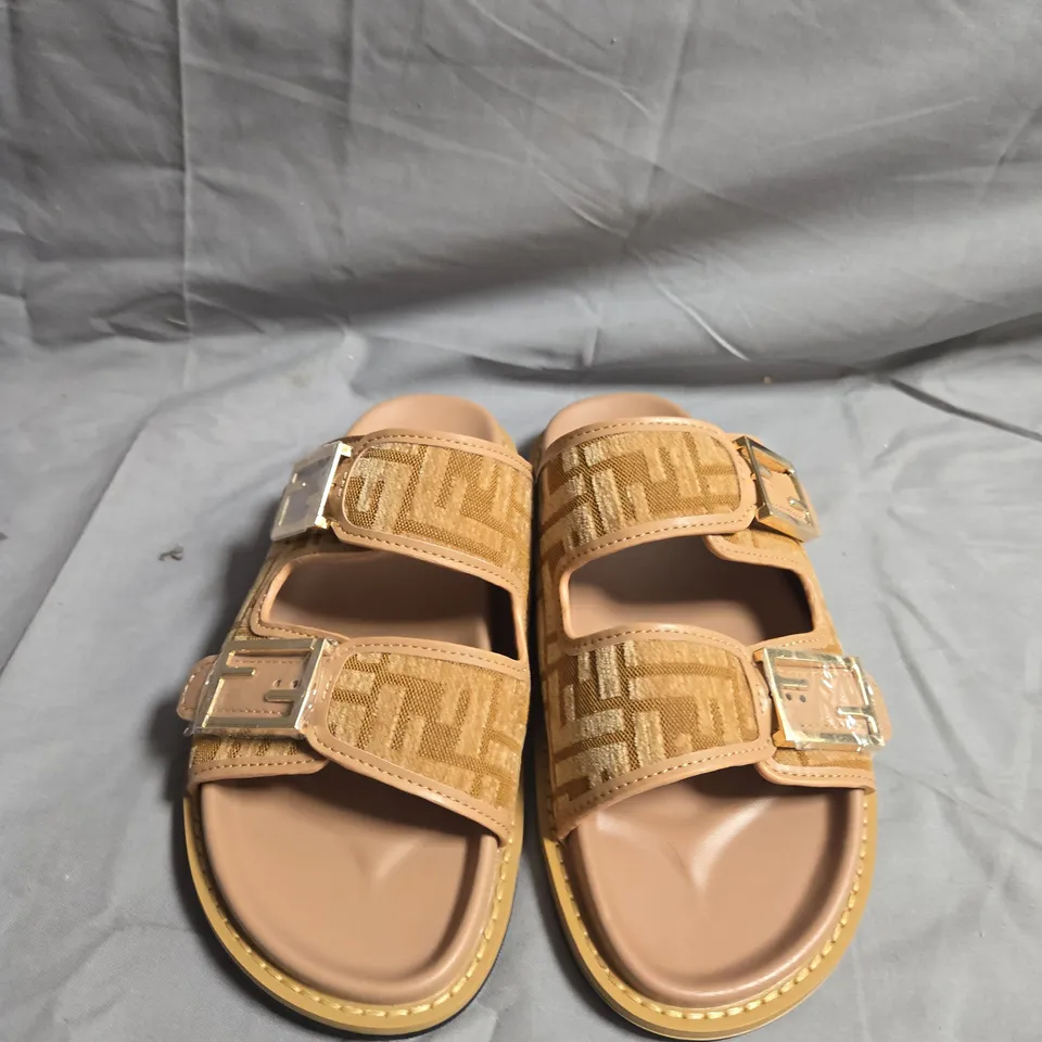 UNBOXED PAIR OF FENDI SANDALS - UK SIZE  UNSPECIFIED