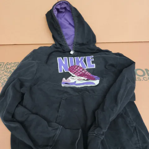 NIKE SPORTSWEAR HOODIE – L