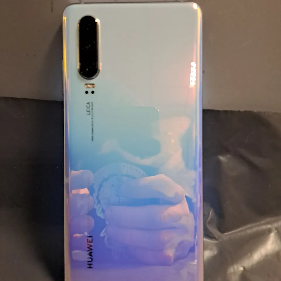 HUAWEI P30 ELE-L29 MOBILE PHONE