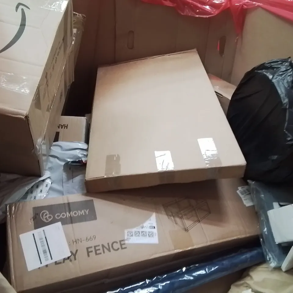 PALLET OF ASSORTED HOUSEHOLD GOODS AND PRODUCTS TO INCLUDE;PLAYPEN,STEAM TRAINS,PICTURE FRAME