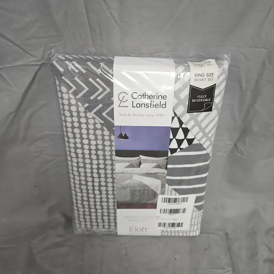 CATHERINE LANSFIELD KING SIZE DUVET SET – GEO-GREY, FULLY REVERSIBLE