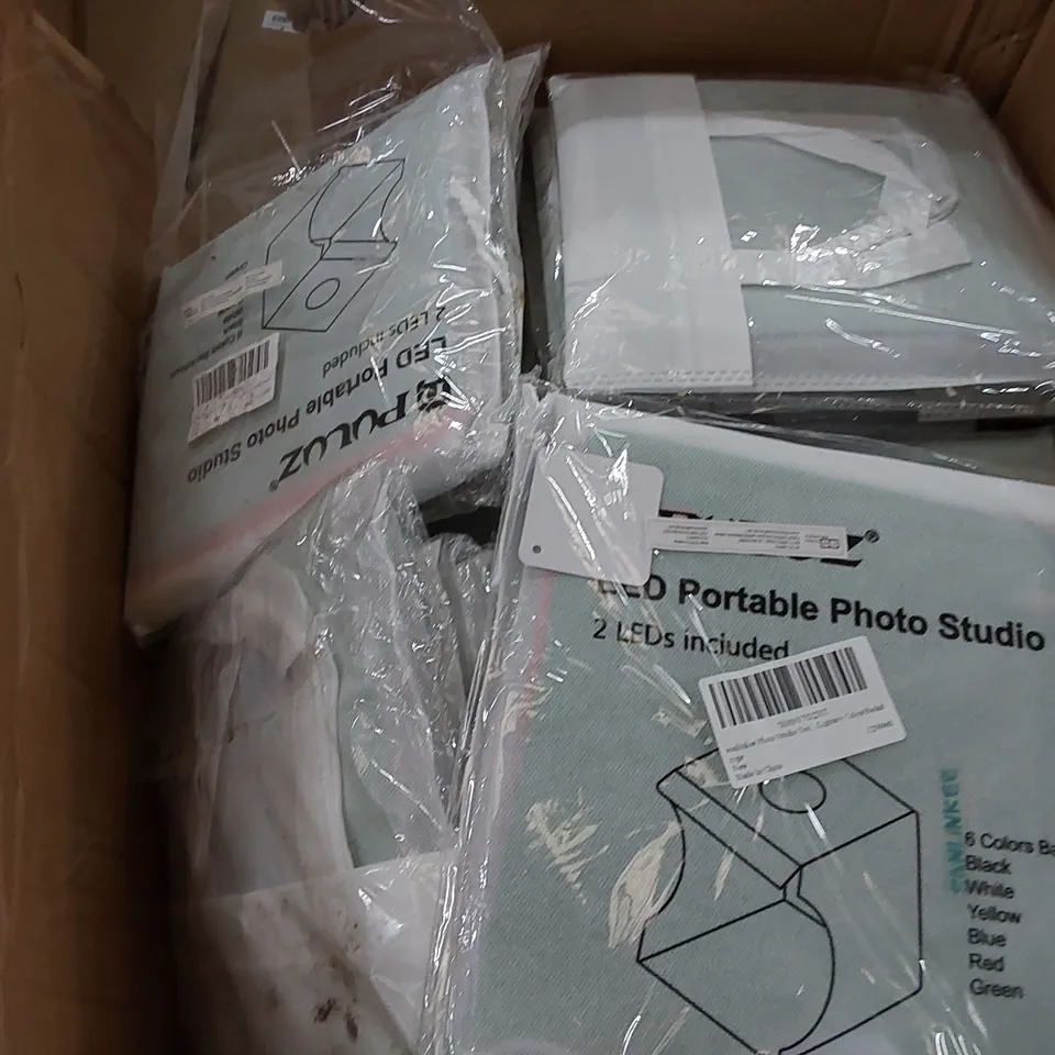 BOX OF PORTABLE LED PHOTO STUDIOS (1 BOX)