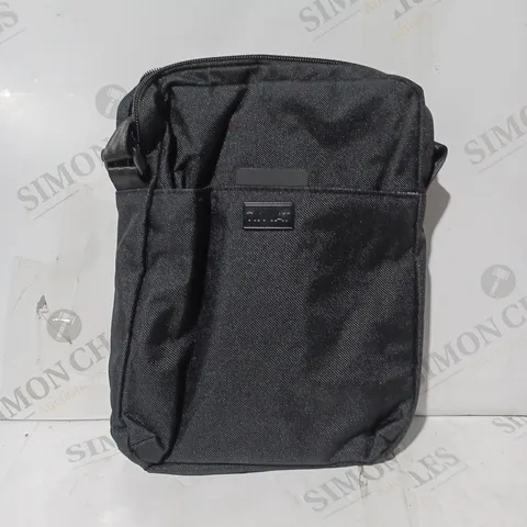 TINYAT MESSENGER BAG