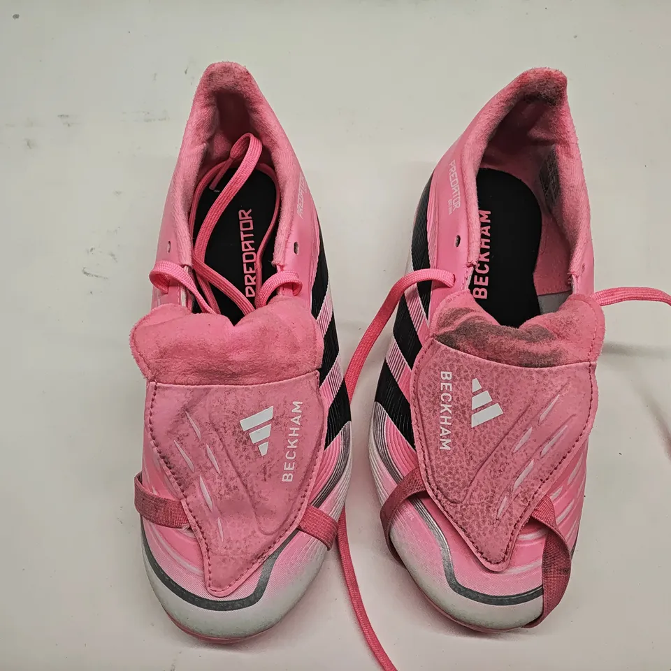 BECKHAM PREDATOR FOOTBALL BOOTS – PINK, KIDS UK 2.5