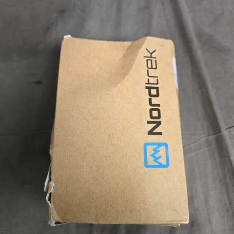 LOGAN SEAMLESS LONG SLEEVE TOP – BLACK – UK SIZE L 