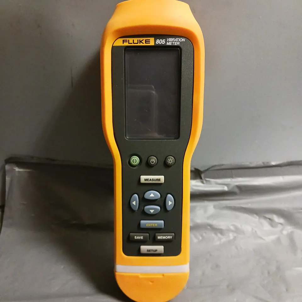 FLUKE 805 VIBRATION METER WITH CARRY CASE