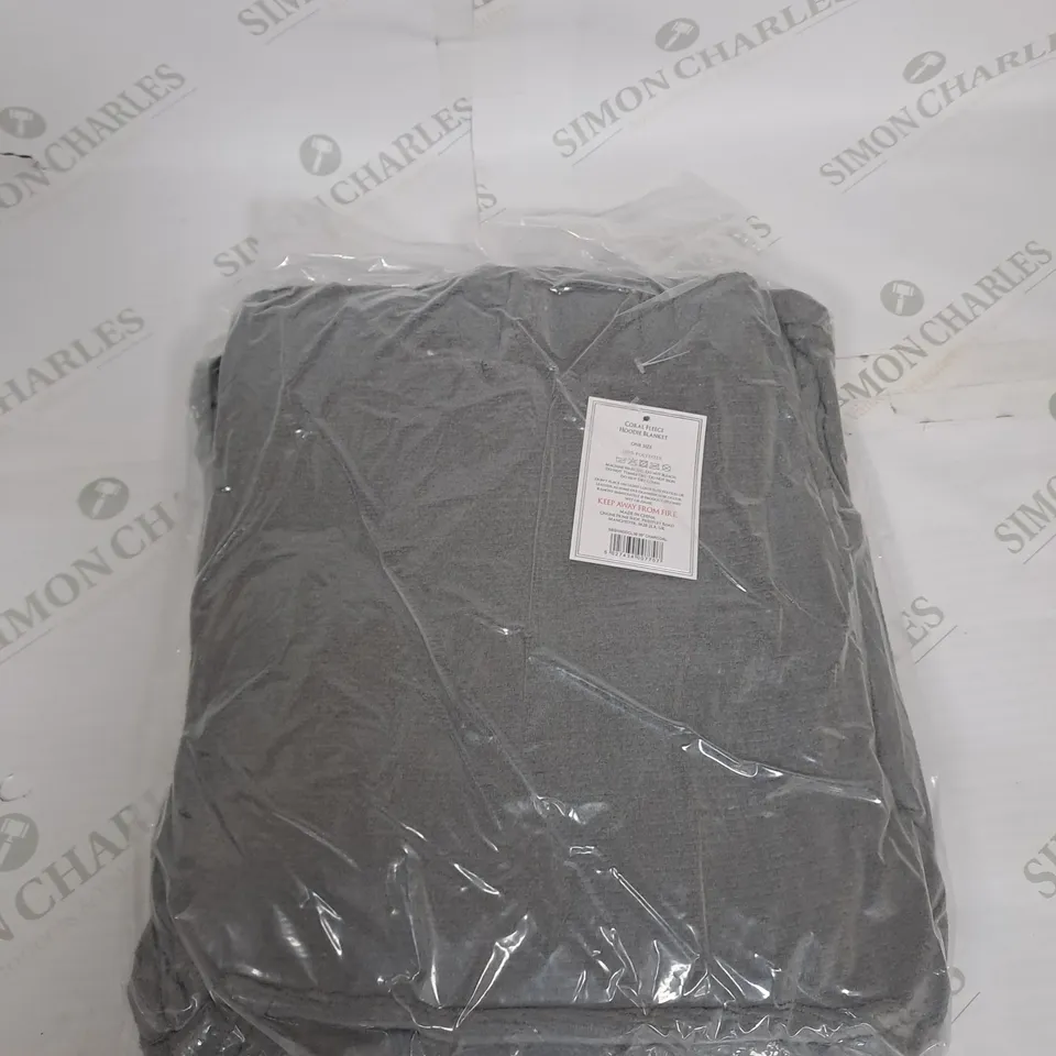 BAGGED CORAL FLEECE HOODED BLANKET - ONE SIZE