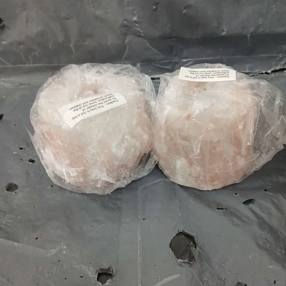 BOXED HIMALAYAN ROCK SALT SET OF 2 TEALIGHT HOLDERS