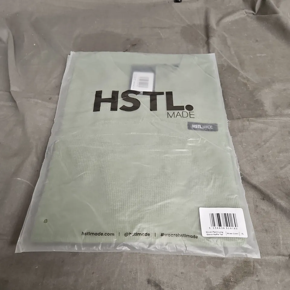 BAGGED HSTL.MADE WOVEN PATCH LONG SLEEVE WAFFLE TEE IN MOSS GREEN SIZE XL