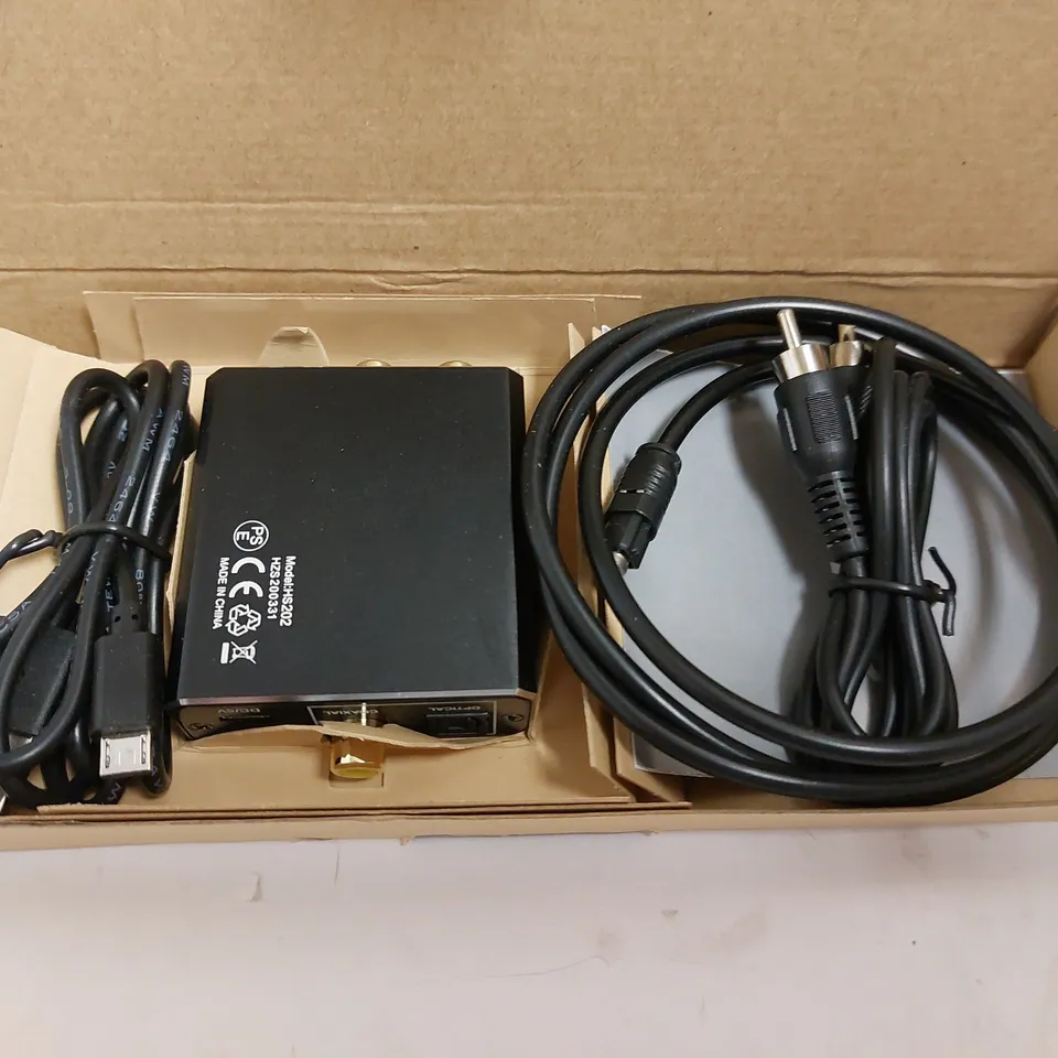 BOXED TECHOLE AUDIO CONVERTER