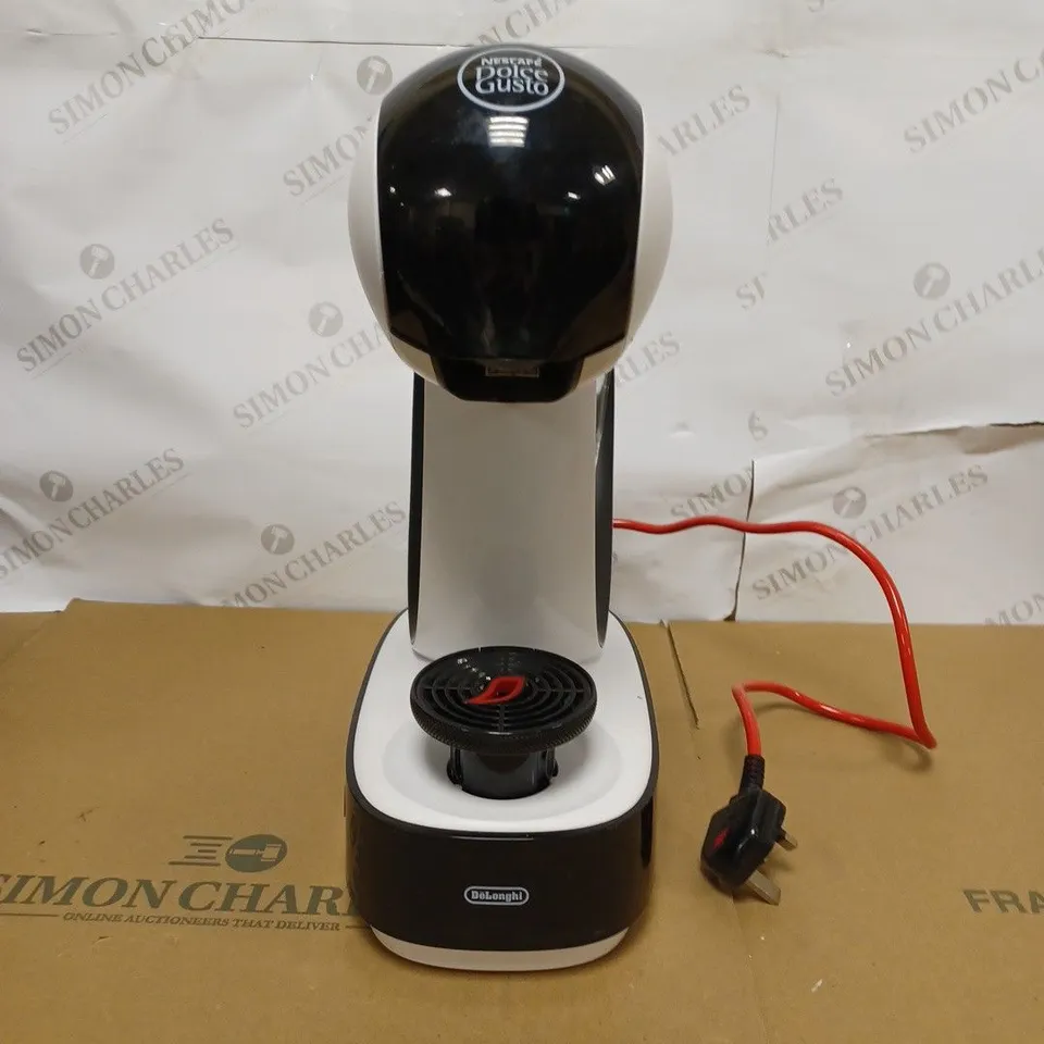 DELONGHI NESCAFÉ DOLCE GUSTO COFFEE MACHINE