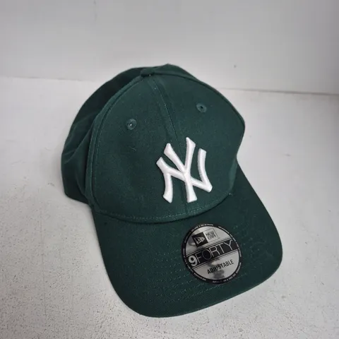 NEW ERA YANKEES CAP – 9FORTY ADJUSTABLE (GREEN)
