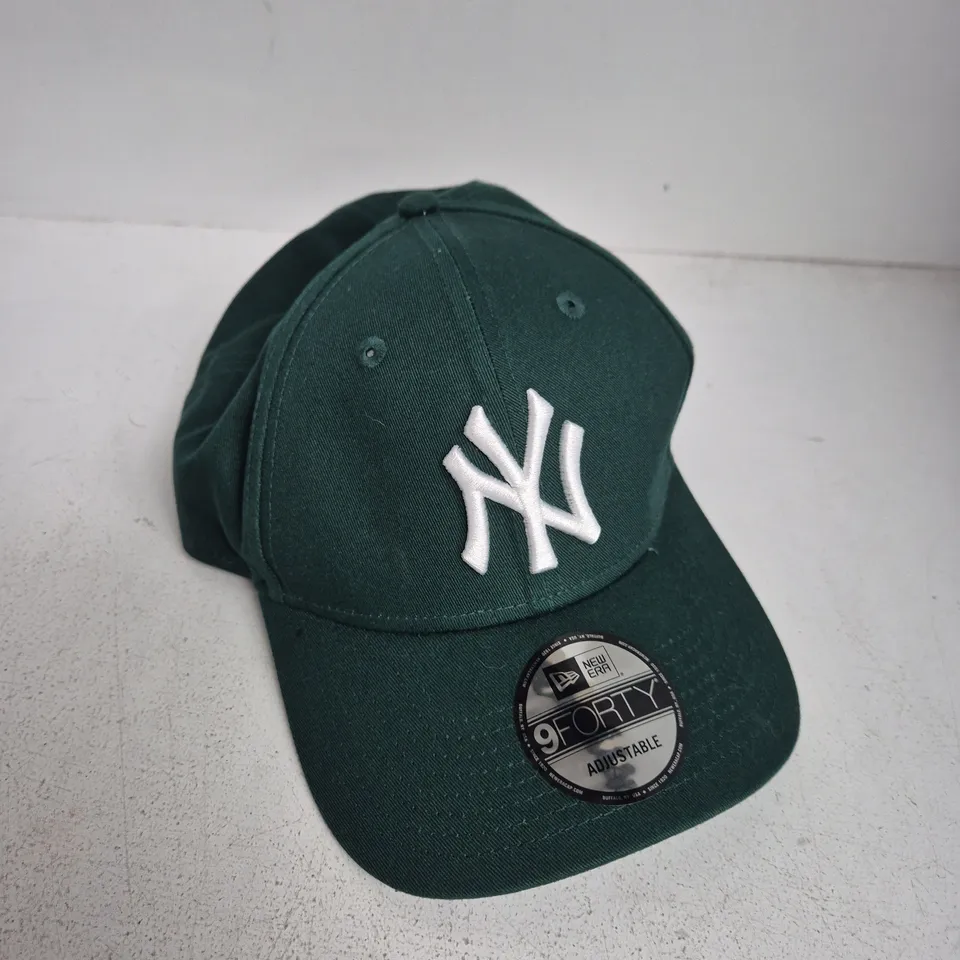 NEW ERA YANKEES CAP – 9FORTY ADJUSTABLE (GREEN)