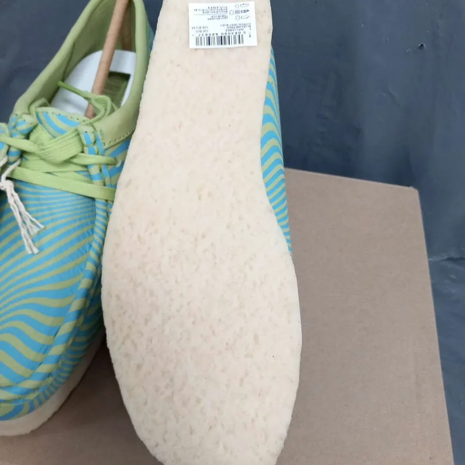 BOXED CLARKS ORIGINAL WALLABEE BLUE/LIME PRINT SIZE 6