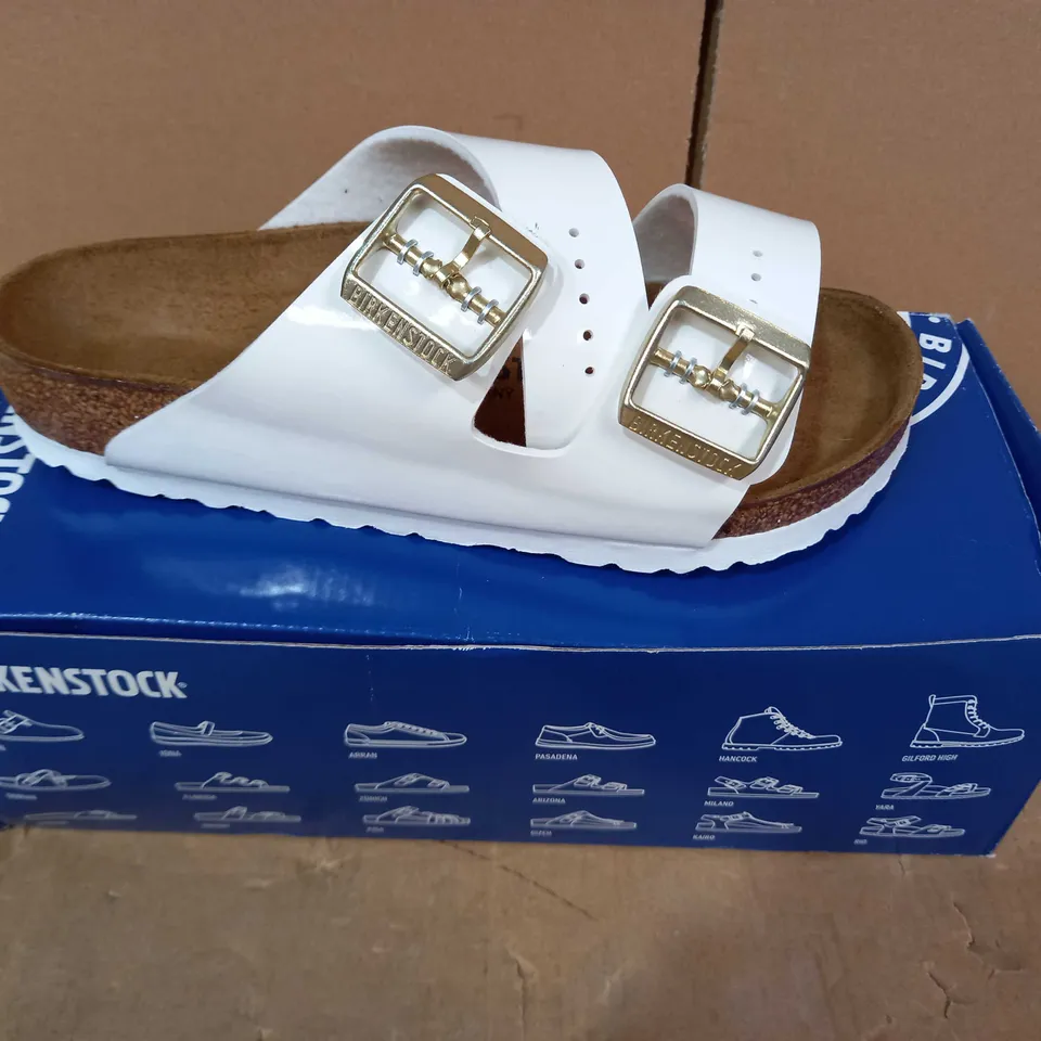 BOXED PAIR OF BIRKENSTOCK SANDALS IN WHITE EU SIZE 37