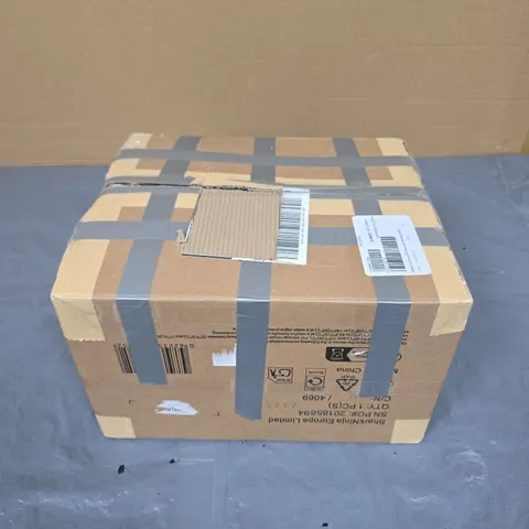 SHARK CRYOGLOW LED MASK WITH CHARGING STAND