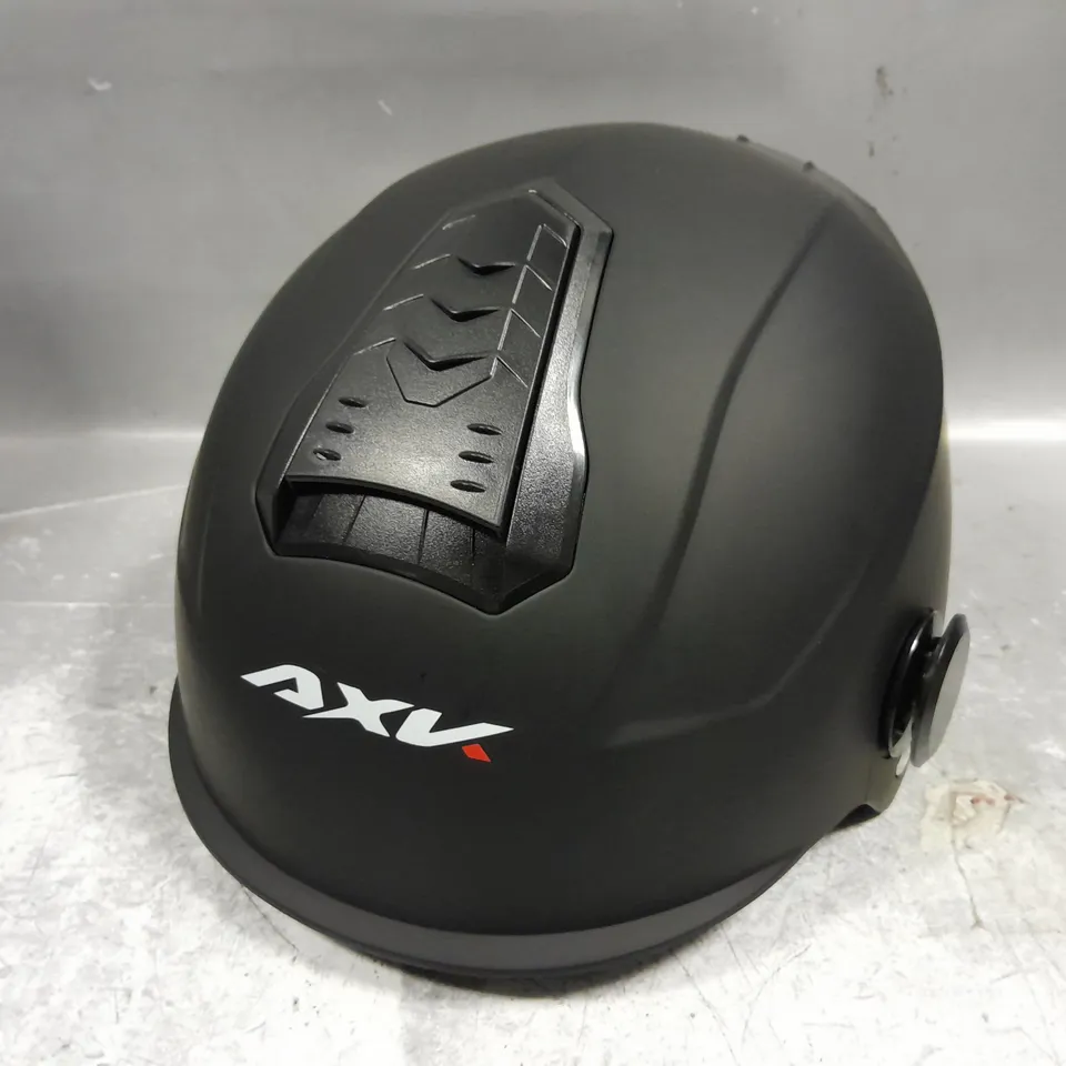 AXV BK-309 HELMET IN BLACK