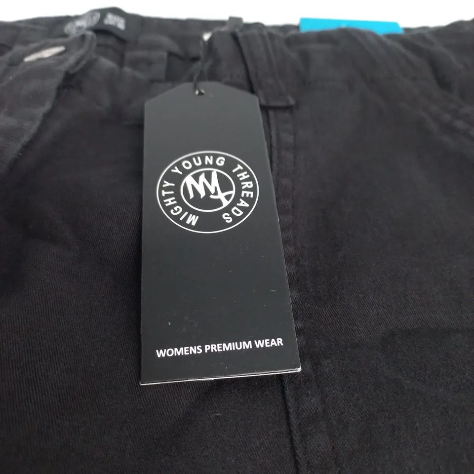 UK 16R MIGHTY YOUNG THREADS WOMEN'S PREMIUM WEAR BLACK CARGO PANTS