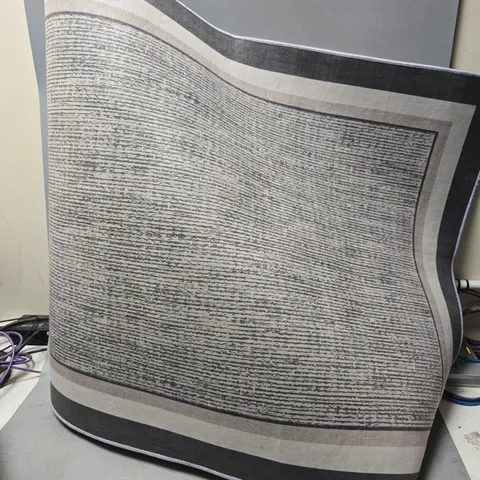 UNBRANDED RUNNER RUG IN GREYS - 80CM X UNSPECIFIED