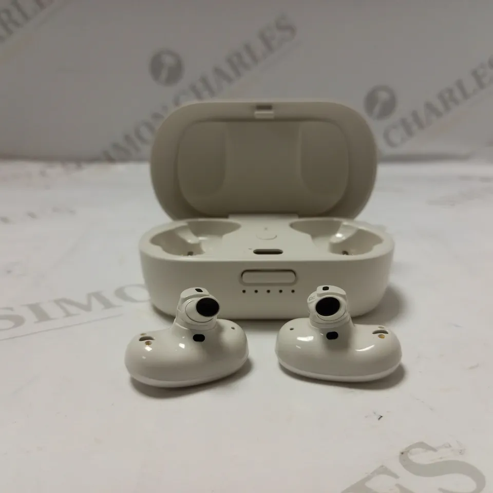 BOSE QUIETCOMFORT NOISE CANCELLING EARBUDS