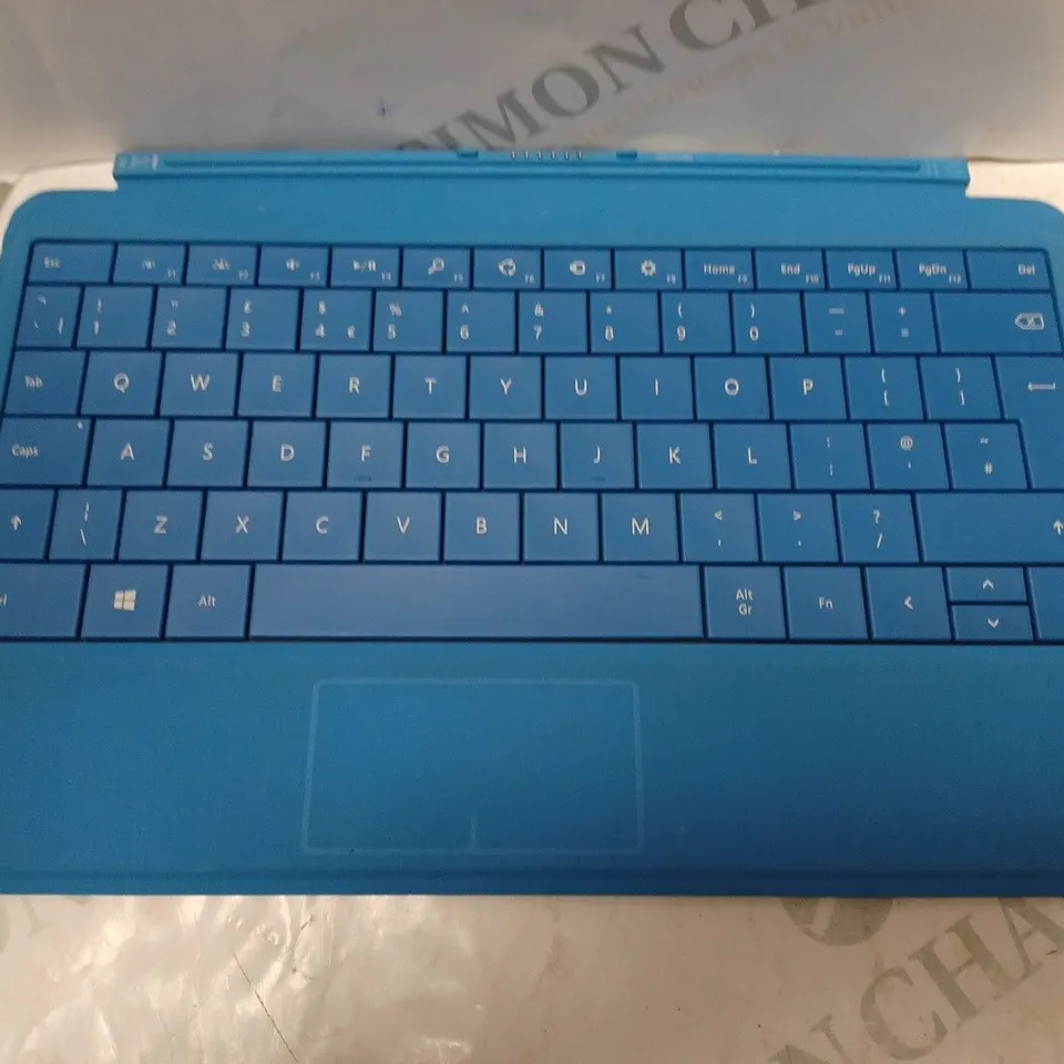 MICROSOFT SURFACE TYPE COVER IN BLUE