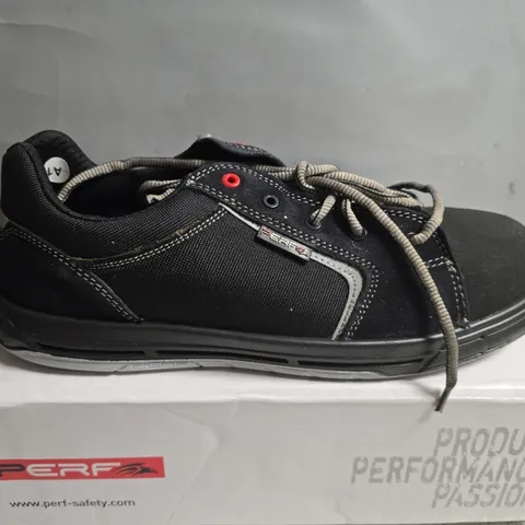 BOXED PAIR OF PERF-SAFETY TYSON LOW BASEBALL TRAINERS IN BLACK - SIZE 12