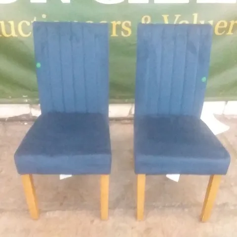 SET OF 2 SALISBURY BLUE VELVET DINING CHAIR (OAK LEG)