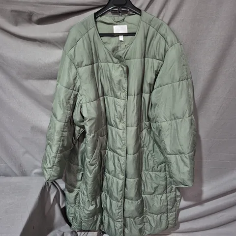 H&M GREEN QUILTED OVERSIZED PADDED COAT – EUR XXL (US XXL)