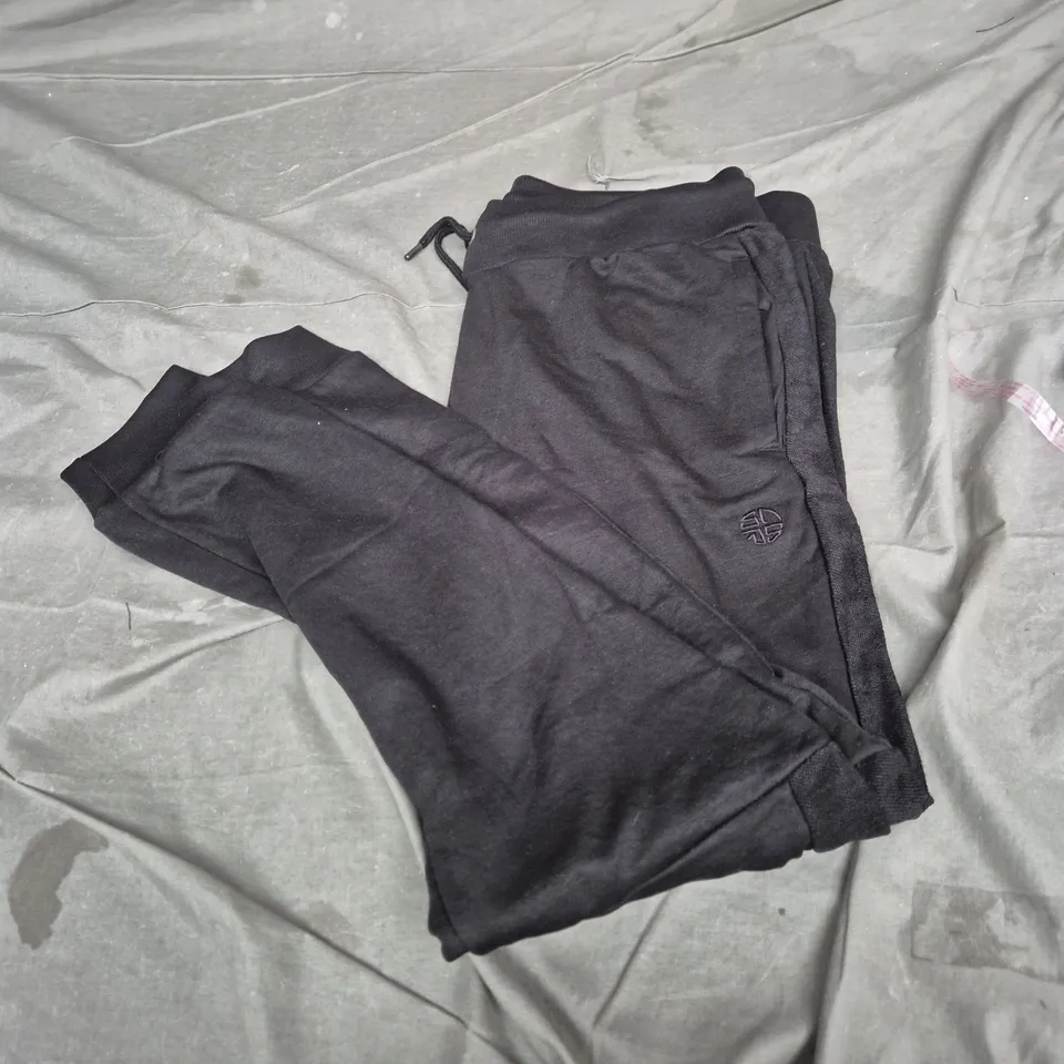 Soul Star England Black Joggers – Size L