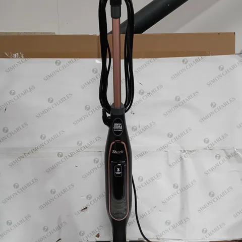 SHARK STEAM SCRUBBER WITH STEAM BLAST S7201 - COLLECTION ONLY