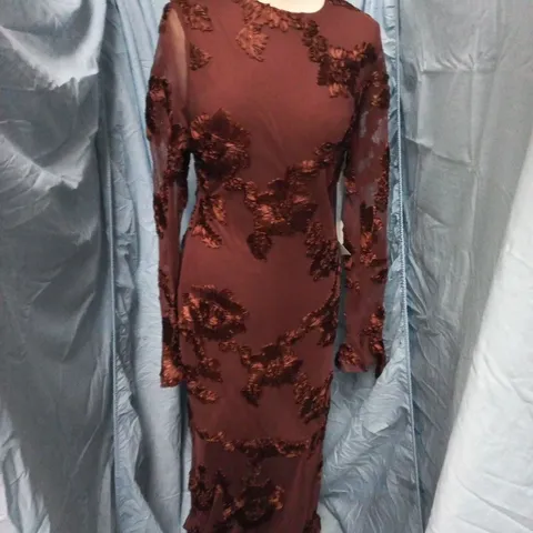 MAYA DELUXE FLORAL APPLIQUE LONG SLEEVE MESH MAXI DRESS – UK 10