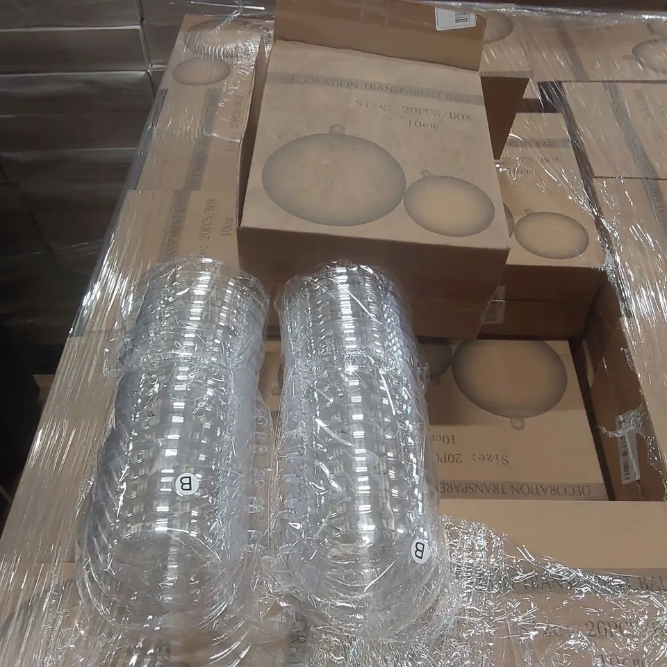 PALLET CONTAINING A VERY LARGE QUANTITY OF TRANSPARENT DECORATION BALLS