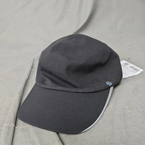 LULULEMON BLACK CAP