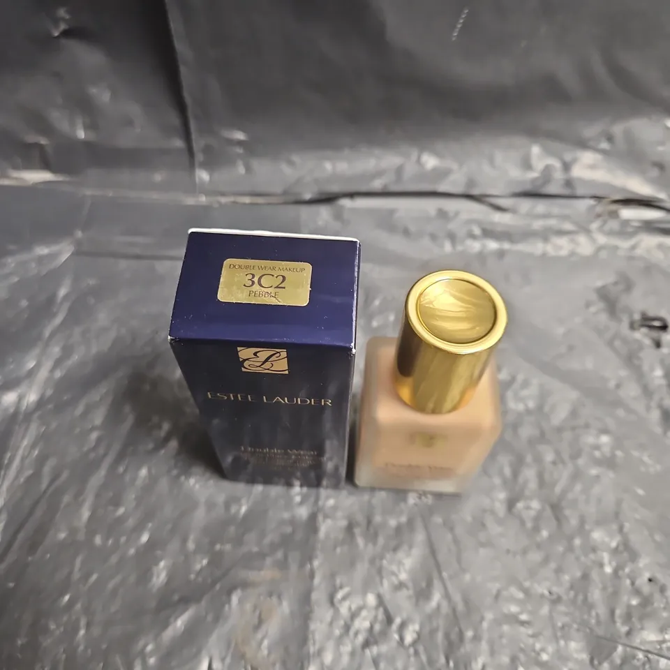 ESTÉE LAUDER DOUBLE WEAR STAY-IN-PLACE MAKEUP FOUNDATION – PEBBLE (3C2), 30 ML
