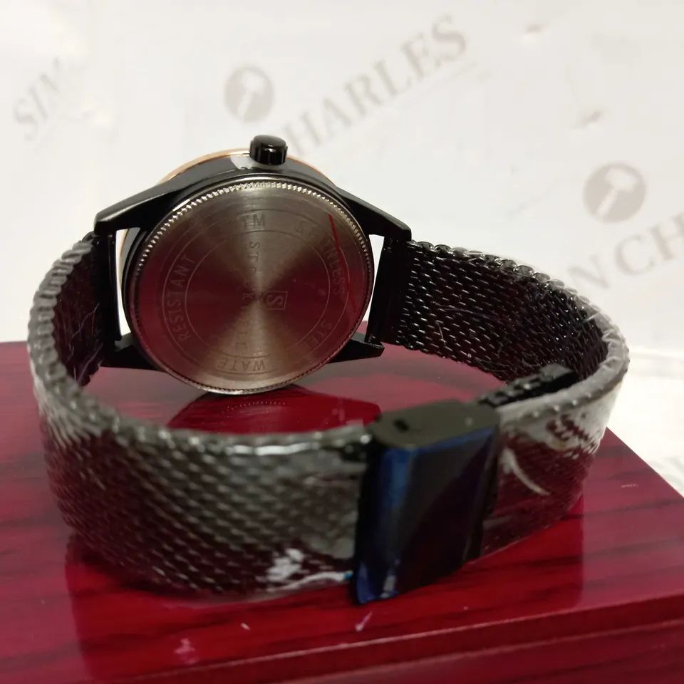 STOCKWELL DATE DIAL MESH STRAP WRISTWATCH RRP £650