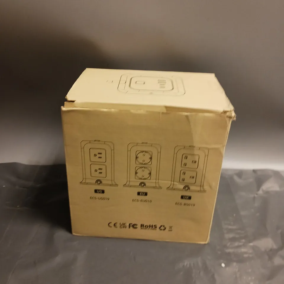 BOXED EXTENSION CORD SOCKET WITH MULTIPLE SOCKETS AND USB PORTS BLACK