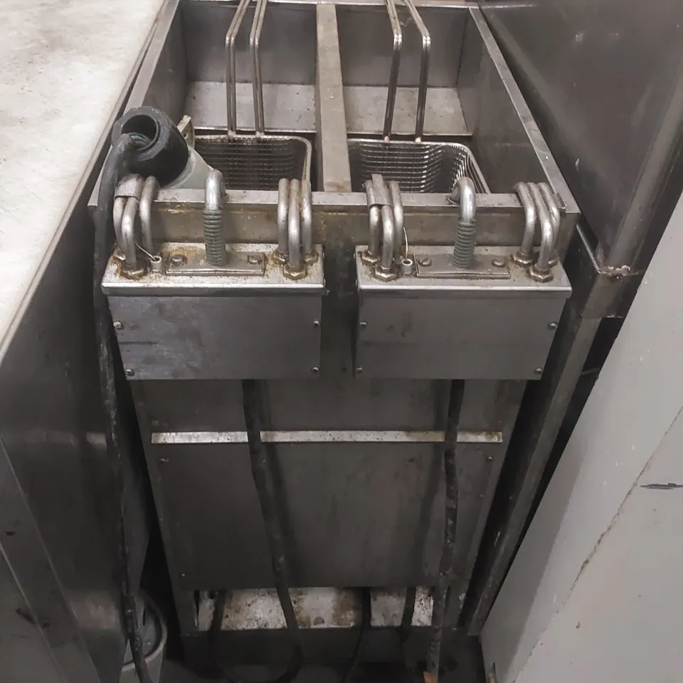 VALENTINE COMMERCIAL ELECTRIC FRYER