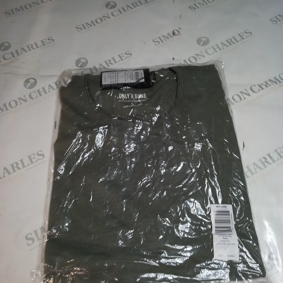BAGGED ONLY AND SONS T-SHIRT SIZE L