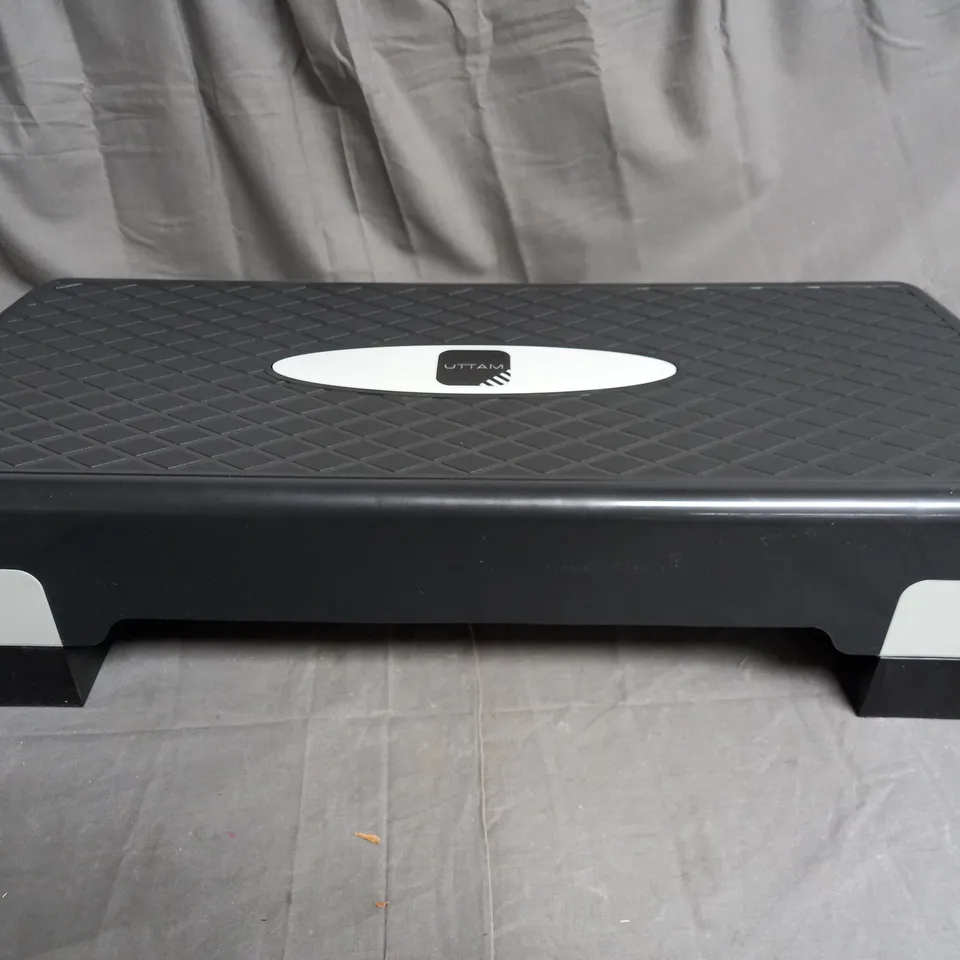 BOXED UTTAM FITNESS STEPPER IN BLACK