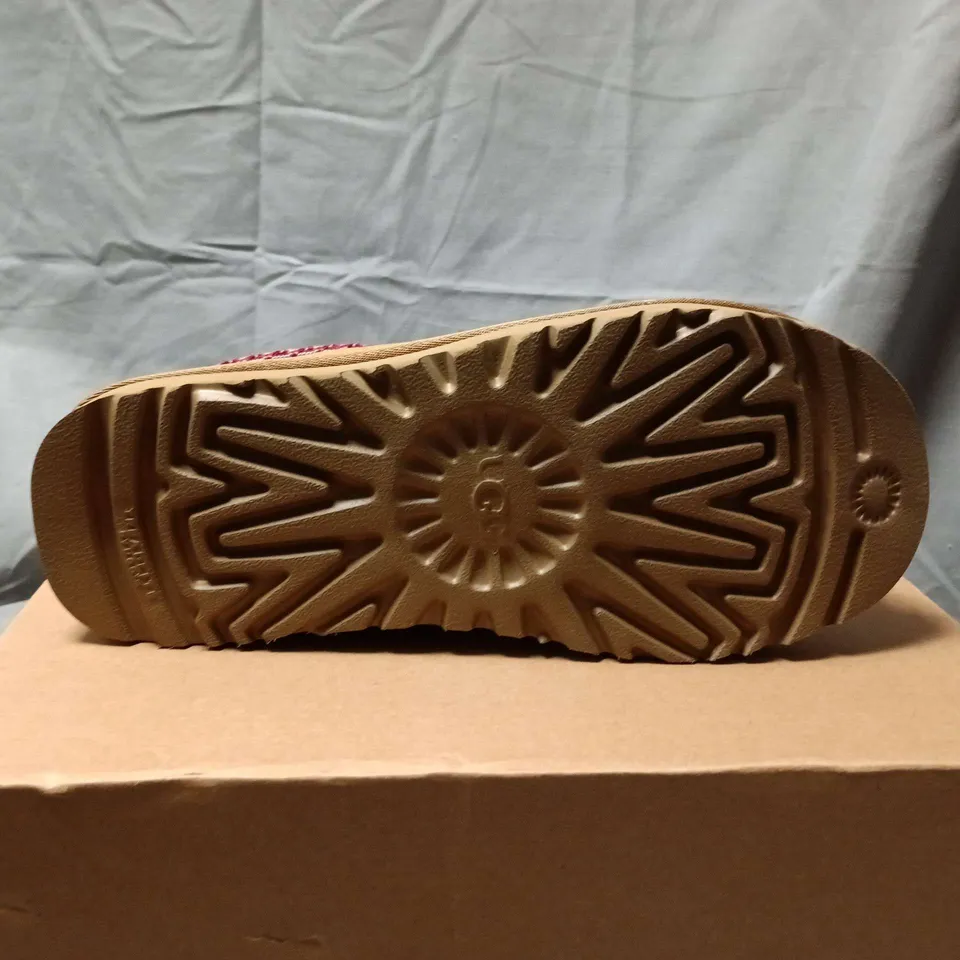 UGG WOMEN’S SLIPPERS – TAN SUEDE WITH SHEARLING LINING - UK SIZE 6