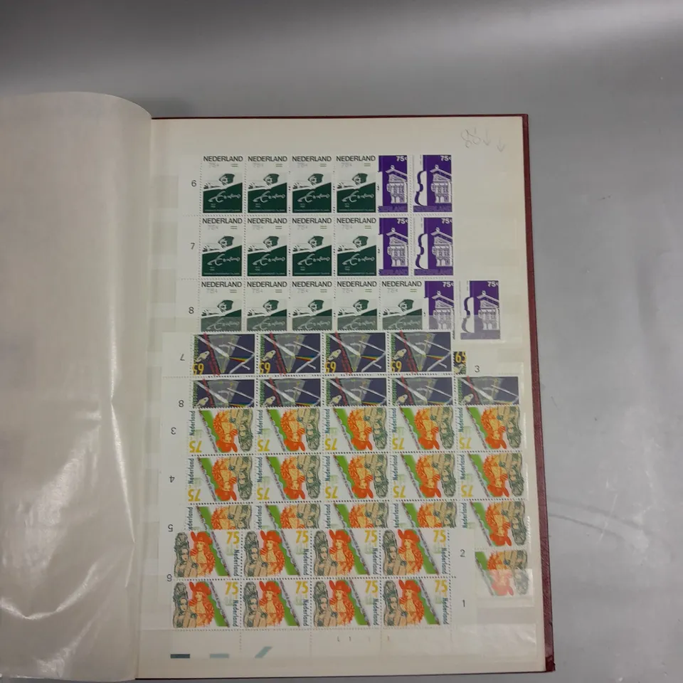 5 X COLLECTORS BOOKS OF NETHERLANDS STAMPS FROM VARIOUS YEARS 