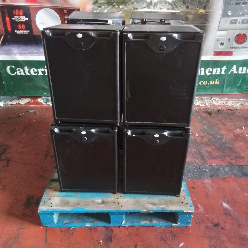 PALLET CONTAINING APPROXIMATELY 8 X ASSORTED HOTEL MINI BARS