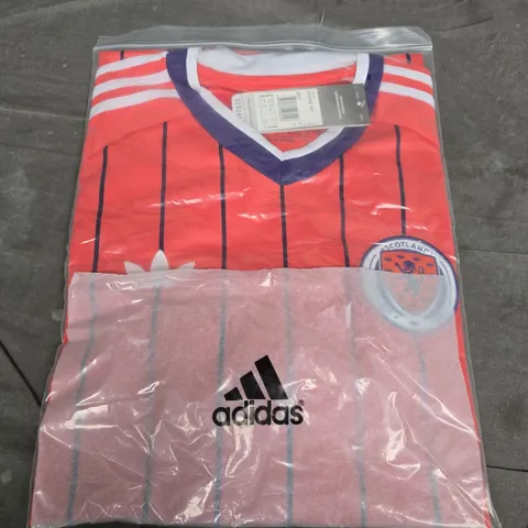 BAGGED ADIDAS SCOTLAND JERSEY IN RED - UK XL